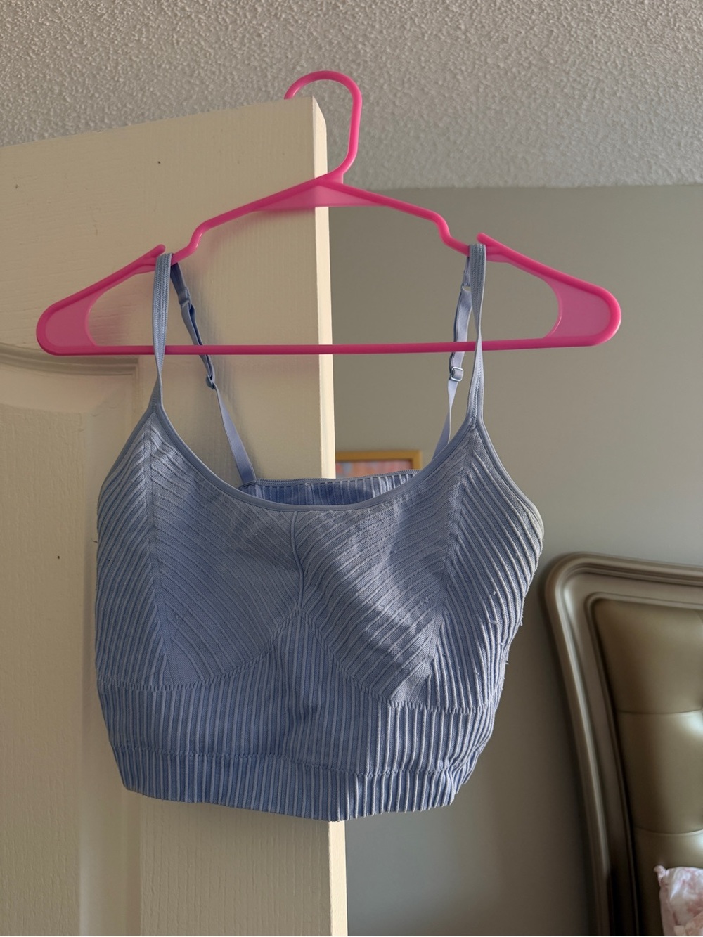 American Eagle Outfitters Light Blue Ribbed Cropped Cami